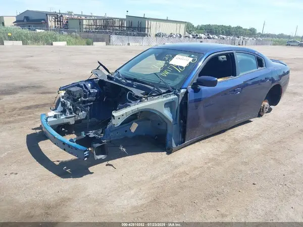 2C3CDXJG8HH557806 2017 DODGE CHARGER - Image 2