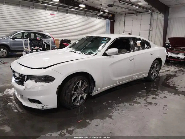 2C3CDXJG8HH566912 2017 DODGE CHARGER - Image 2