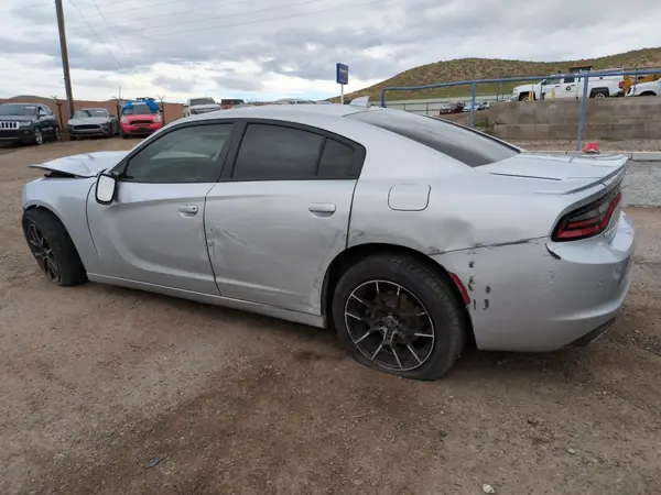 2C3CDXJG8KH547896 2019 DODGE CHARGER - Image 2