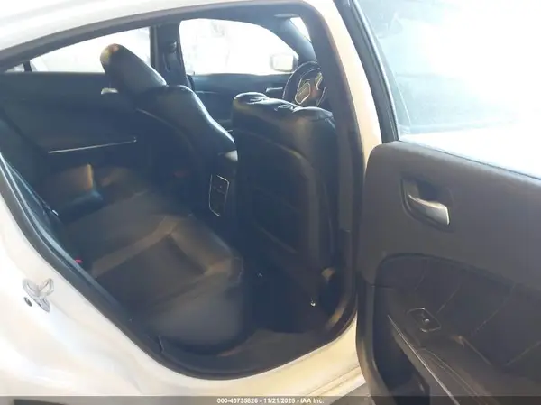 2C3CDXJG9JH203704 2018 DODGE CHARGER - Image 8