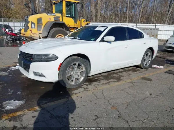 2C3CDXJGXGH341910 2016 DODGE CHARGER - Image 2