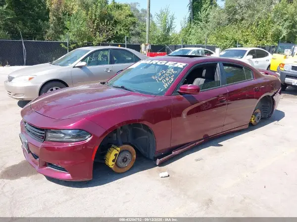 2C3CDXJGXHH526055 2017 DODGE CHARGER - Image 2