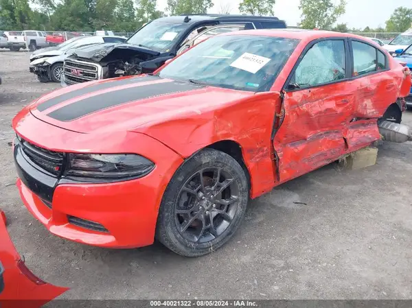2C3CDXJGXJH208815 2018 DODGE CHARGER - Image 2