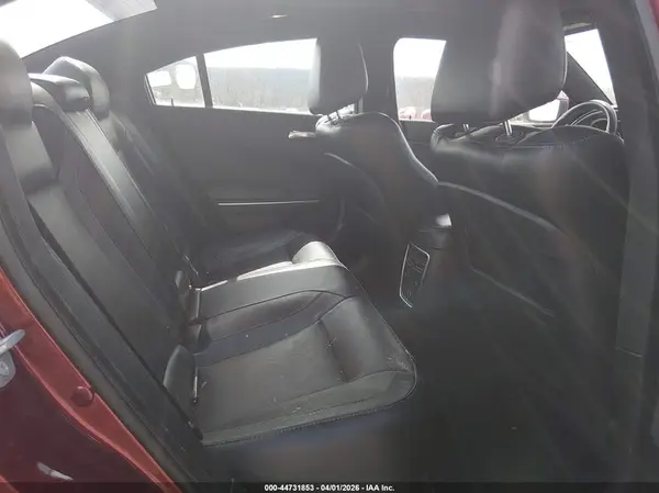 2C3CDXJGXJH291565 2018 DODGE CHARGER - Image 8