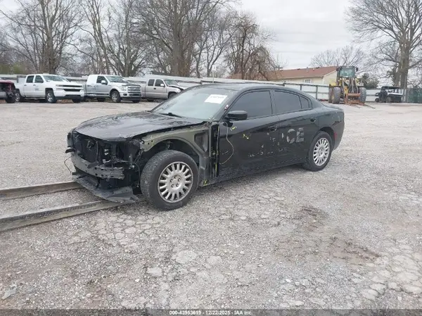 2C3CDXKG2PH664430 2023 DODGE CHARGER - Image 2
