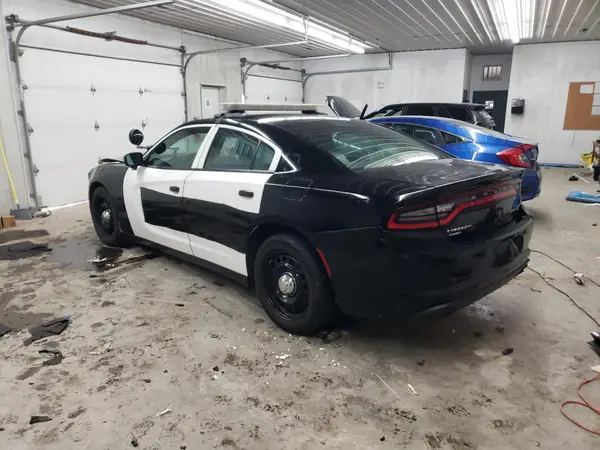 2C3CDXKT0HH529560 2017 DODGE CHARGER - Image 2