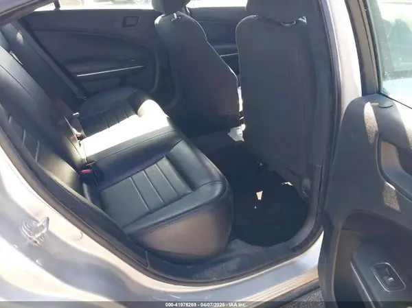2C3CDXKT0KH647910 2019 DODGE CHARGER - Image 8