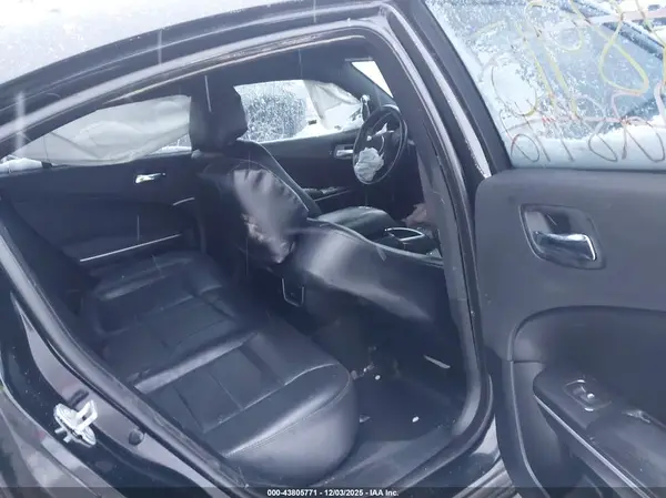 2C3CDXKT0KH749613 2019 DODGE CHARGER - Image 8