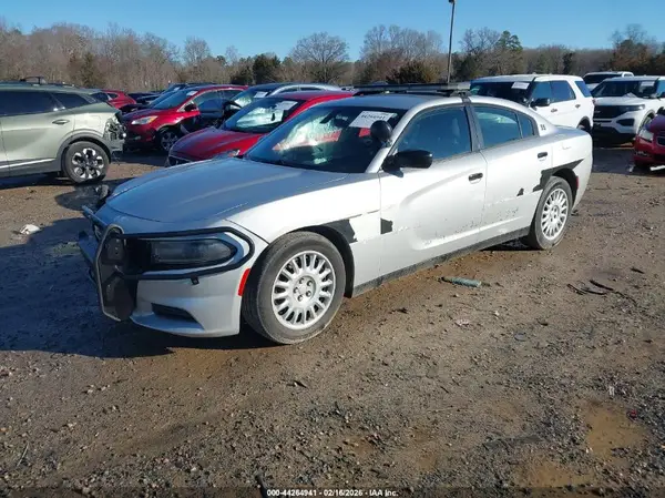 2C3CDXKT1JH174517 2018 DODGE CHARGER - Image 2