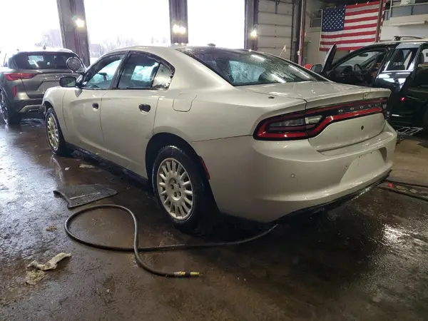 2C3CDXKT1JH330040 2018 DODGE CHARGER - Image 2