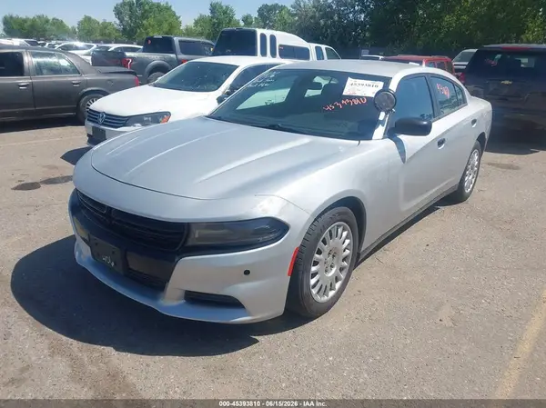 2C3CDXKT1KH647835 2019 DODGE CHARGER - Image 2