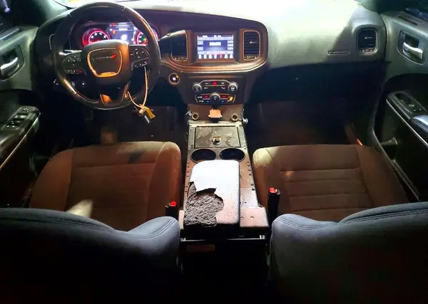 2C3CDXKT2KH647701 2019 DODGE CHARGER - Image 8