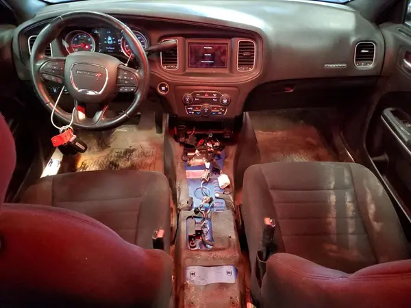2C3CDXKT2KH676826 2019 DODGE CHARGER - Image 8