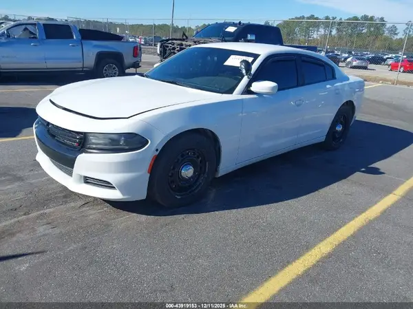 2C3CDXKT2KH755283 2019 DODGE CHARGER - Image 2