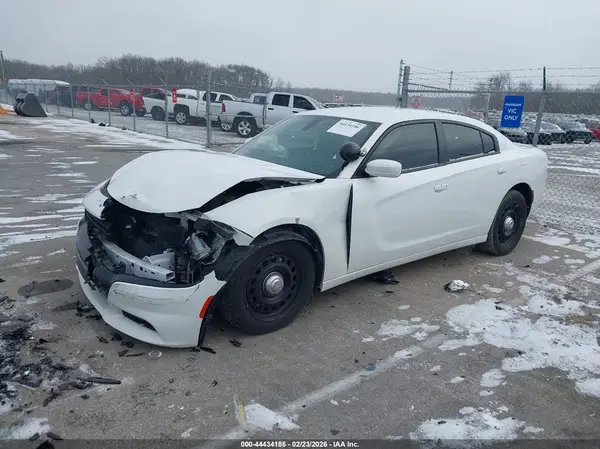 2C3CDXKT3KH535912 2019 DODGE CHARGER - Image 2
