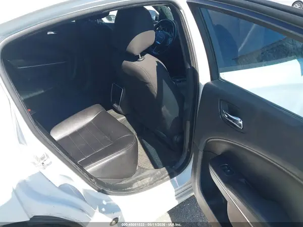 2C3CDXKT3KH577089 2019 DODGE CHARGER - Image 8