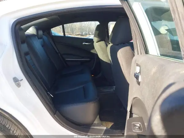 2C3CDXKT3KH755213 2019 DODGE CHARGER - Image 8