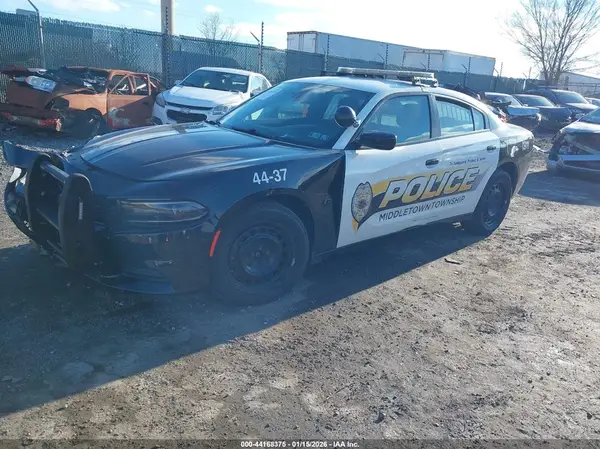 2C3CDXKT4HH649796 2017 DODGE CHARGER - Image 2