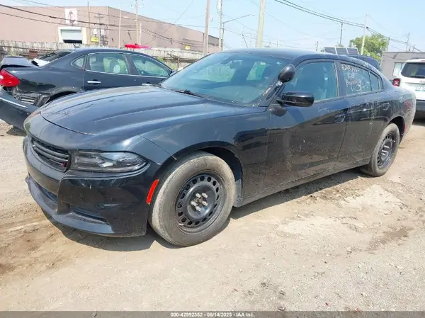 2C3CDXKT4JH174706 2018 DODGE CHARGER - Image 2
