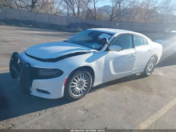 2C3CDXKT4KH757536 2019 DODGE CHARGER - Image 2