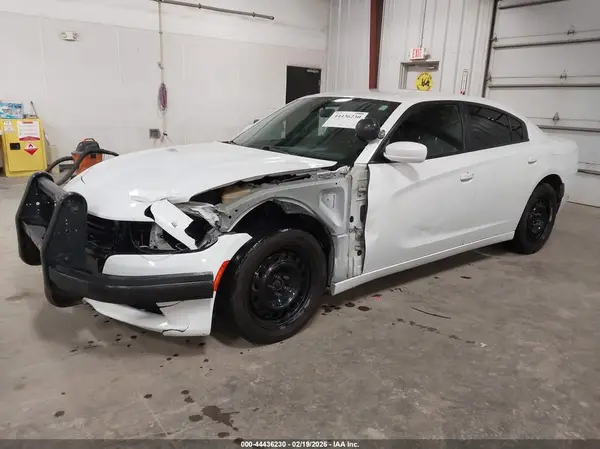2C3CDXKT5JH144257 2018 DODGE CHARGER - Image 2