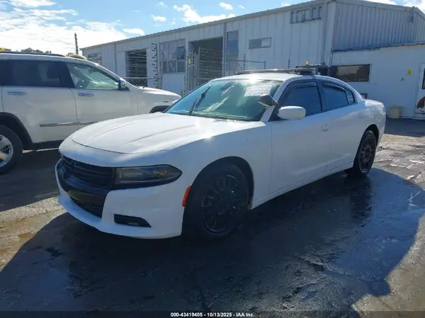 2C3CDXKT5KH582262 2019 DODGE CHARGER - Image 2