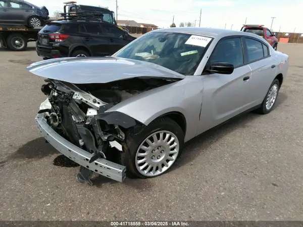 2C3CDXKT6KH647880 2019 DODGE CHARGER - Image 2