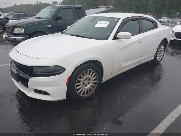 2C3CDXKT7GH268166 2016 DODGE CHARGER - Image 2