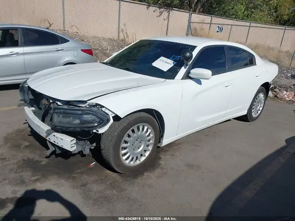 2C3CDXKT7JH295505 2018 DODGE CHARGER - Image 2