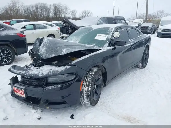 2C3CDXKT7JH323691 2018 DODGE CHARGER - Image 2