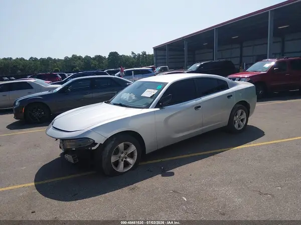 2C3CDXKT8GH268113 2016 DODGE CHARGER - Image 2
