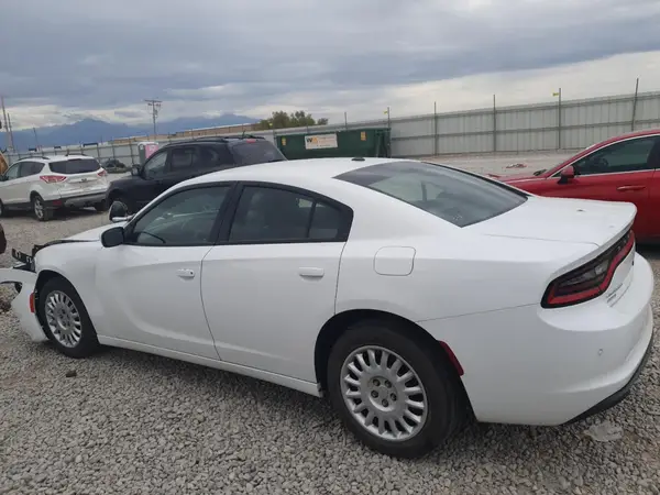 2C3CDXKT8JH295495 2018 DODGE CHARGER - Image 2