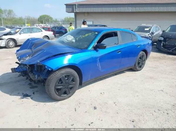 2C3CDXKT8JH330259 2018 DODGE CHARGER - Image 2