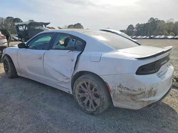 2C3CDXKT8KH577086 2019 DODGE CHARGER - Image 2