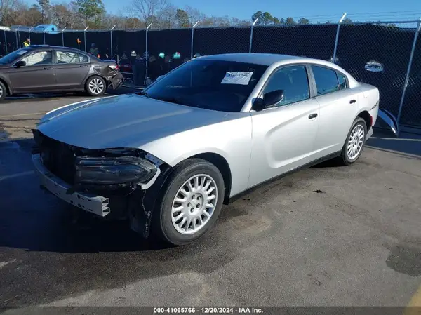 2C3CDXKT8KH592686 2019 DODGE CHARGER - Image 2