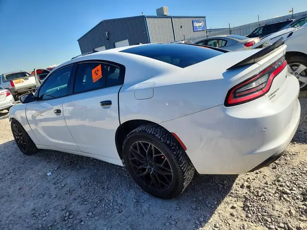 2C3CDXKT9JH295523 2018 DODGE CHARGER - Image 2