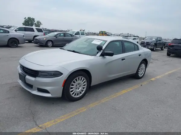2C3CDXKT9JH330240 2018 DODGE CHARGER - Image 2