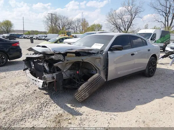 2C3CDXKT9KH676662 2019 DODGE CHARGER - Image 2