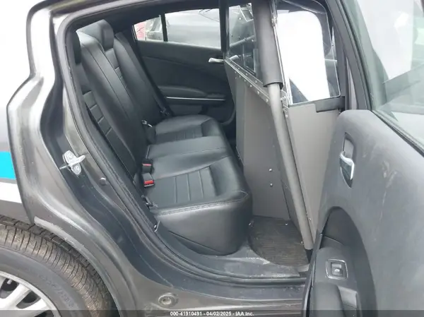 2C3CDXKT9KH749707 2019 DODGE CHARGER - Image 8