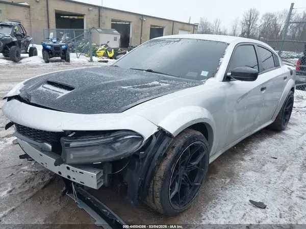 2C3CDXKTXGH260000 2016 DODGE CHARGER - Image 2