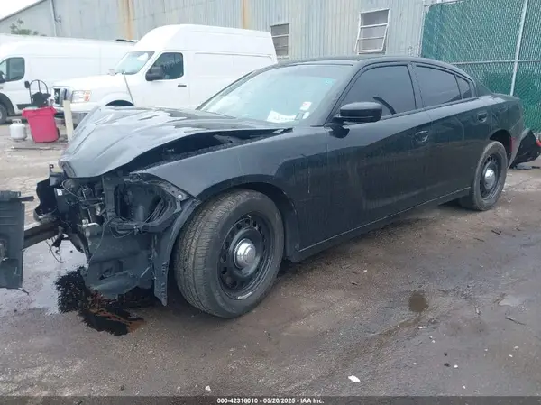2C3CDXKTXHH529601 2017 DODGE CHARGER - Image 2