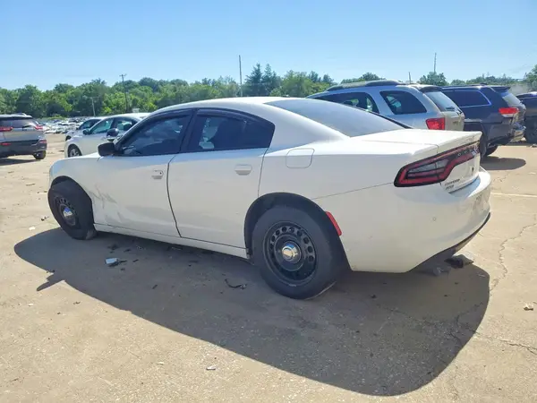 2C3CDXKTXJH248985 2018 DODGE CHARGER - Image 2