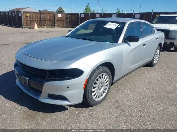 2C3CDXKTXJH299239 2018 DODGE CHARGER - Image 2