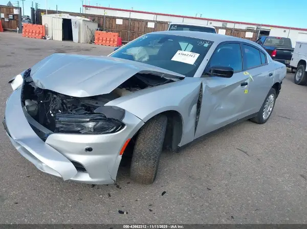 2C3CDXKTXKH647834 2019 DODGE CHARGER - Image 2