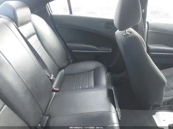 2C3CDXKTXKH647834 2019 DODGE CHARGER - Image 8