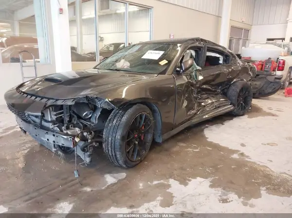 2C3CDXL92GH226779 2016 DODGE CHARGER - Image 2