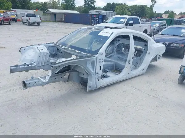 2C3CDXL98PH697206 2023 DODGE CHARGER - Image 2