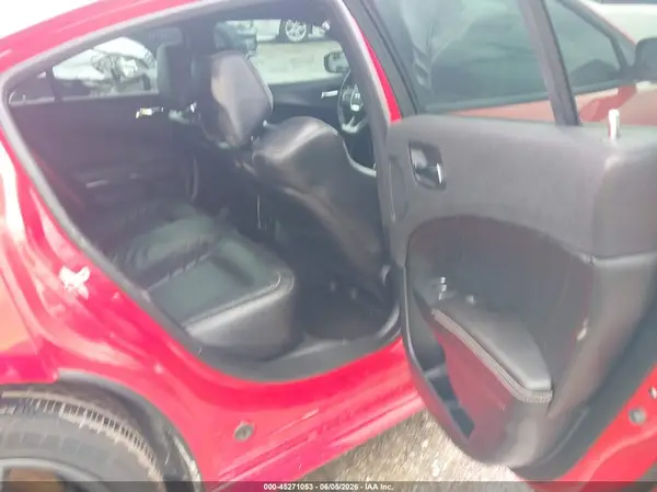 2C3CDXL9XJH215679 2018 DODGE CHARGER - Image 8