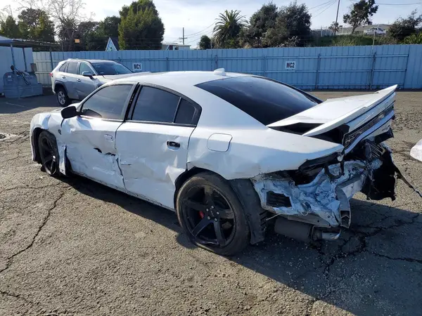 2C3CDXL9XJH220459 2018 DODGE CHARGER - Image 2