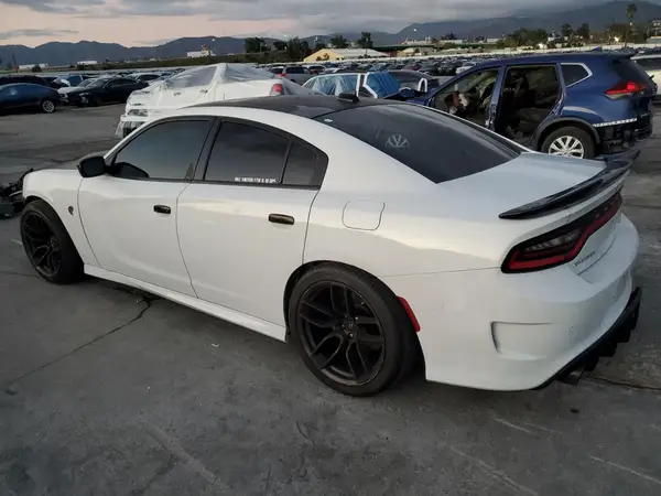 2C3CDXL9XJH229985 2018 DODGE CHARGER - Image 2